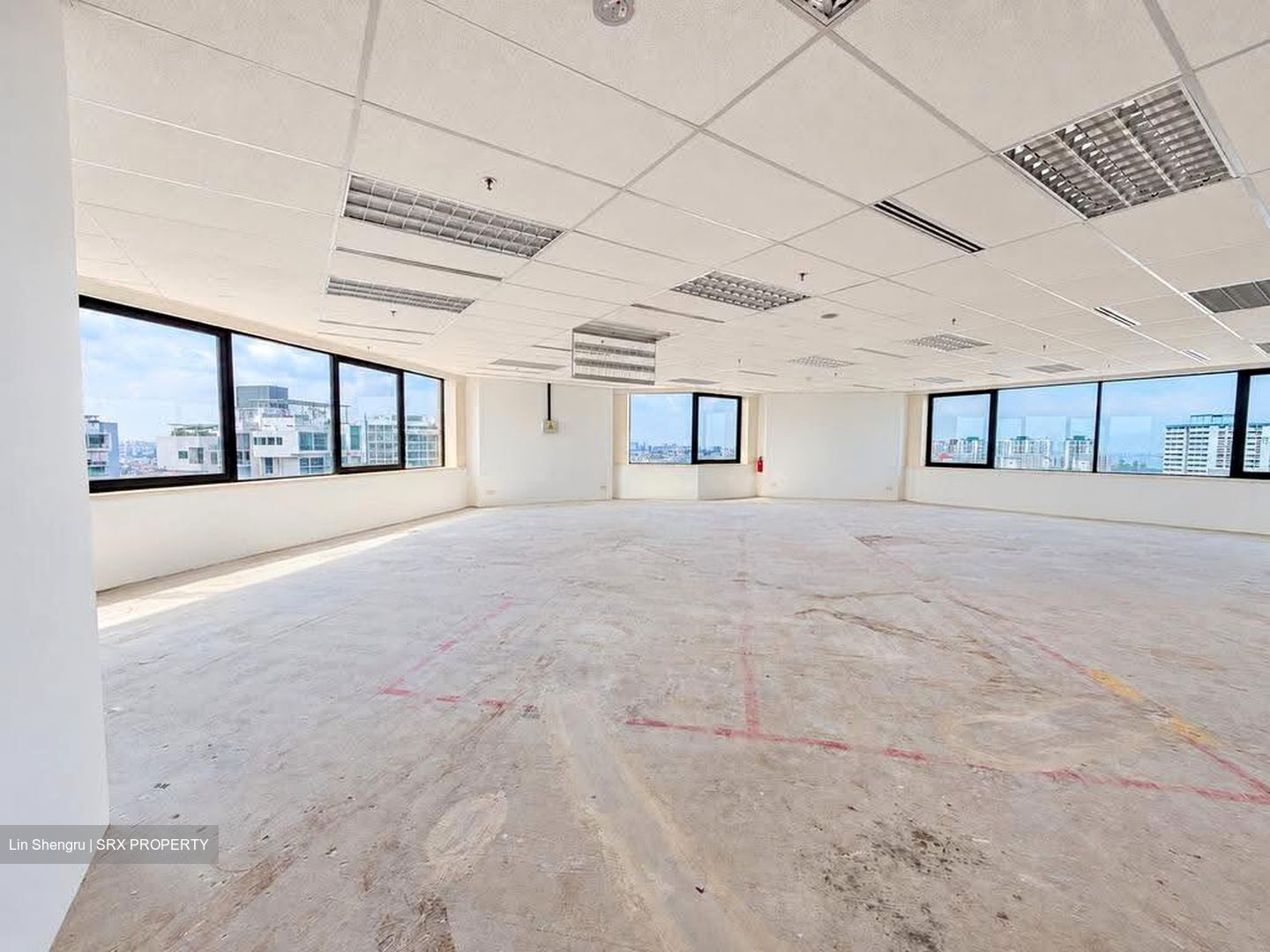 Parkway Parade (D15), Office #637315181